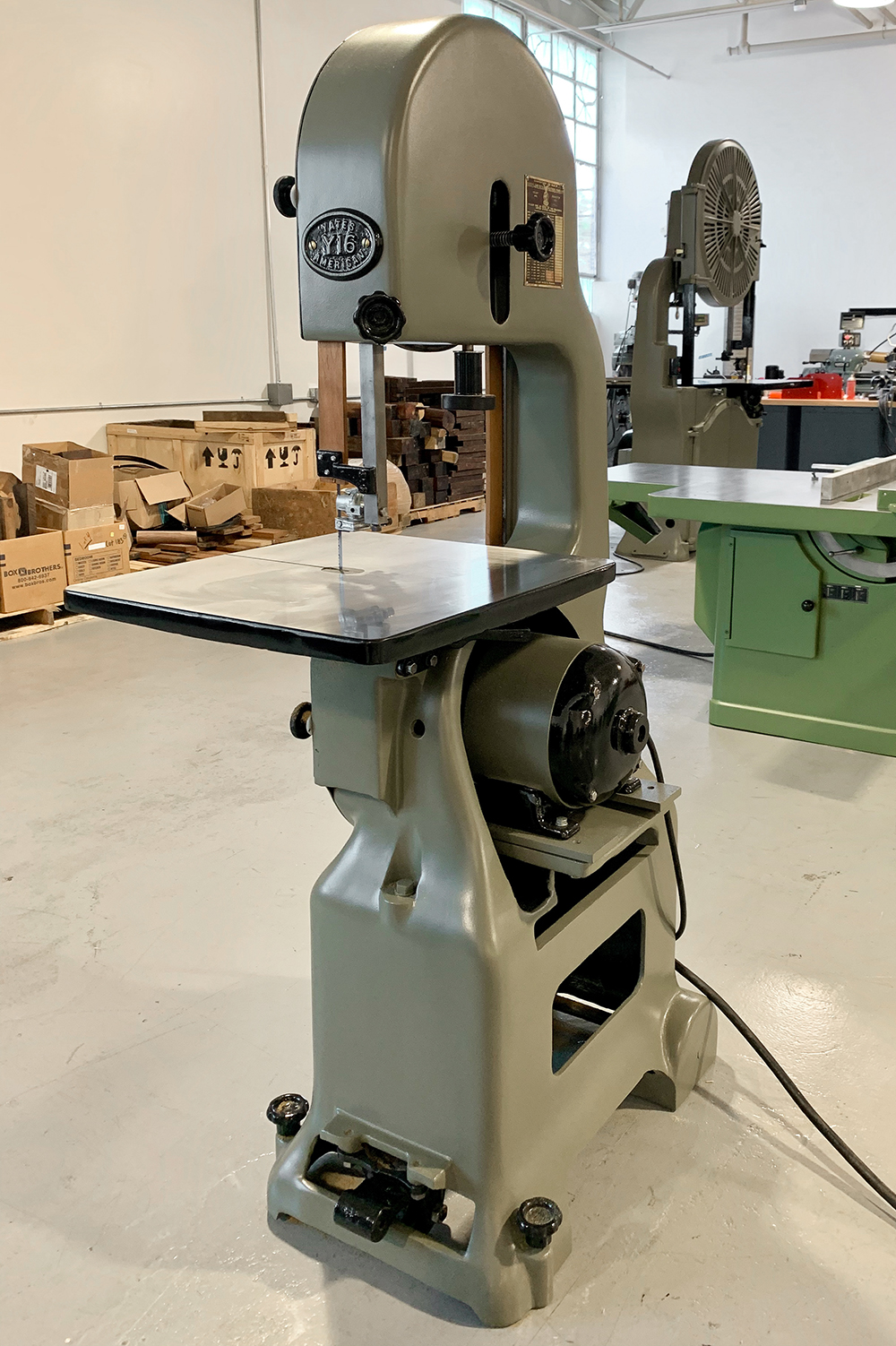 Band Saw Y16 Front